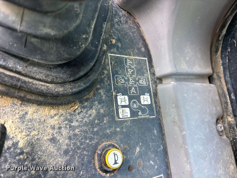 image for item ET0347 2018 Komatsu D65WX-18 dozer