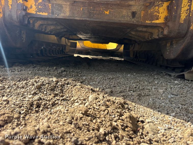 image for item ET0347 2018 Komatsu D65WX-18 dozer