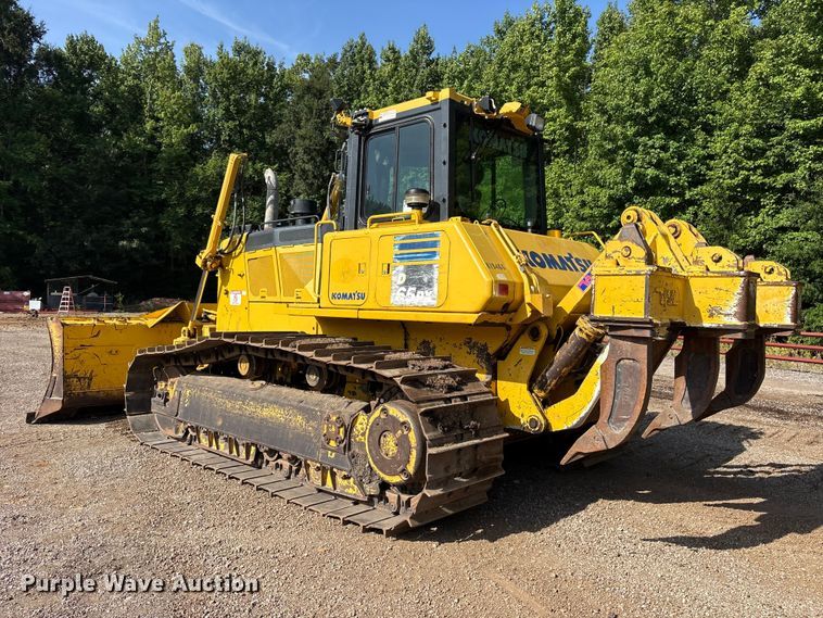 image for item ET0348 2019 Komatsu D65PX-18 dozer