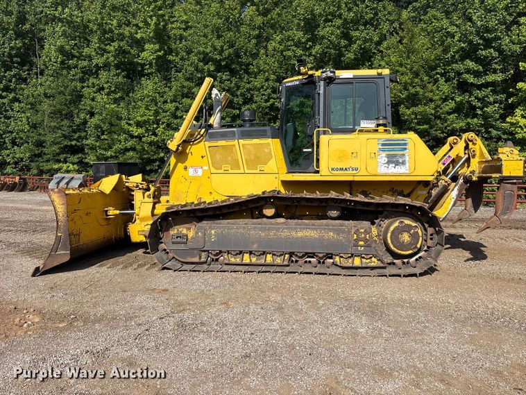 image for item ET0348 2019 Komatsu D65PX-18 dozer
