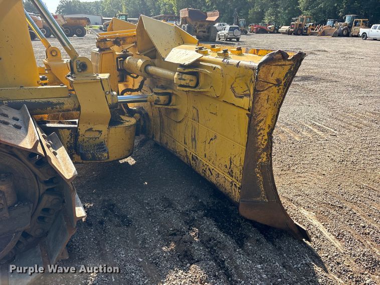 image for item ET0348 2019 Komatsu D65PX-18 dozer