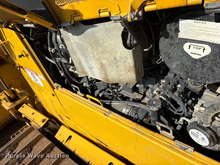 image for item ET0348 2019 Komatsu D65PX-18 dozer