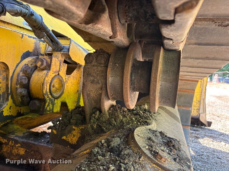 image for item ET0348 2019 Komatsu D65PX-18 dozer