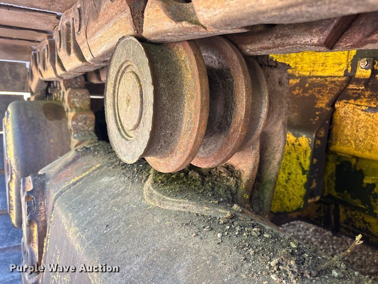 image for item ET0348 2019 Komatsu D65PX-18 dozer
