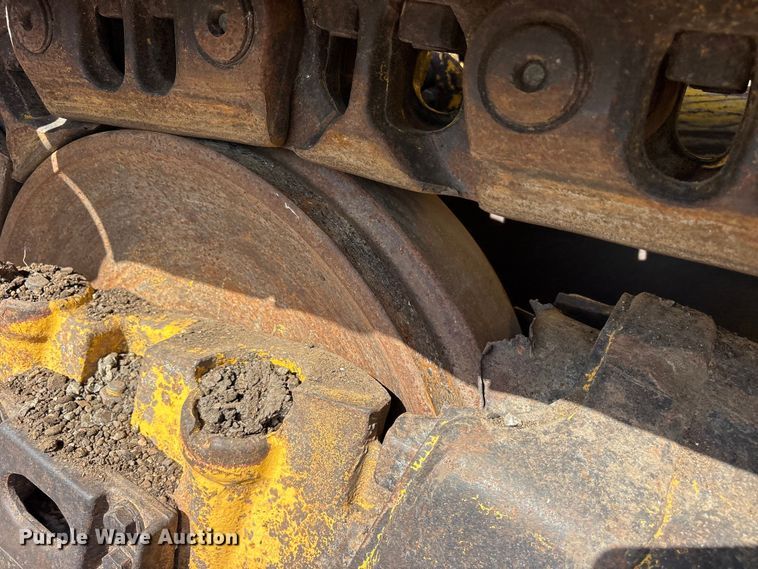 image for item ET0348 2019 Komatsu D65PX-18 dozer
