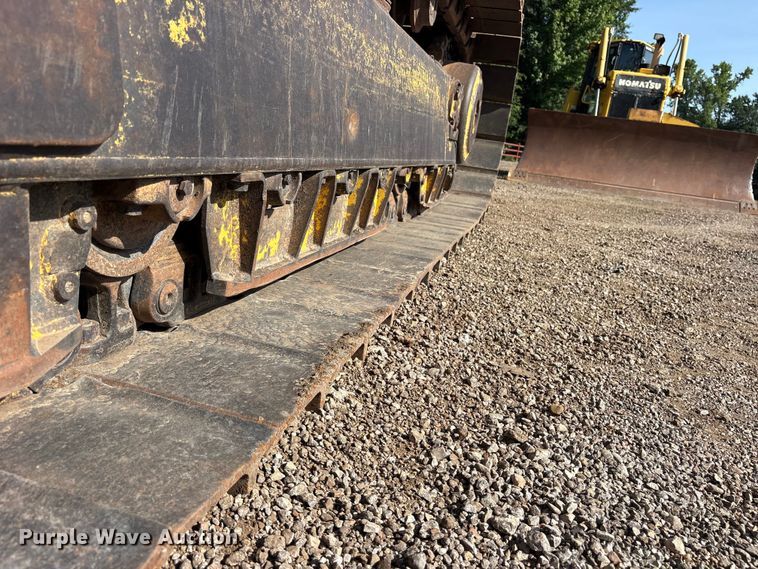 image for item ET0348 2019 Komatsu D65PX-18 dozer