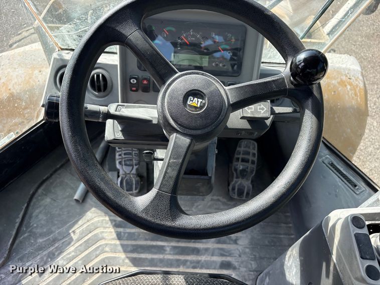 image for item ET0349 2022 Caterpillar  950GC wheel loader
