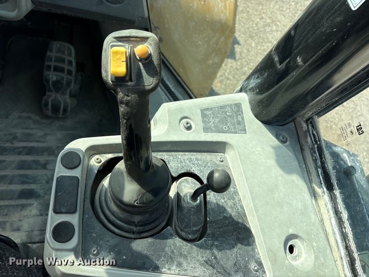 image for item ET0349 2022 Caterpillar  950GC wheel loader