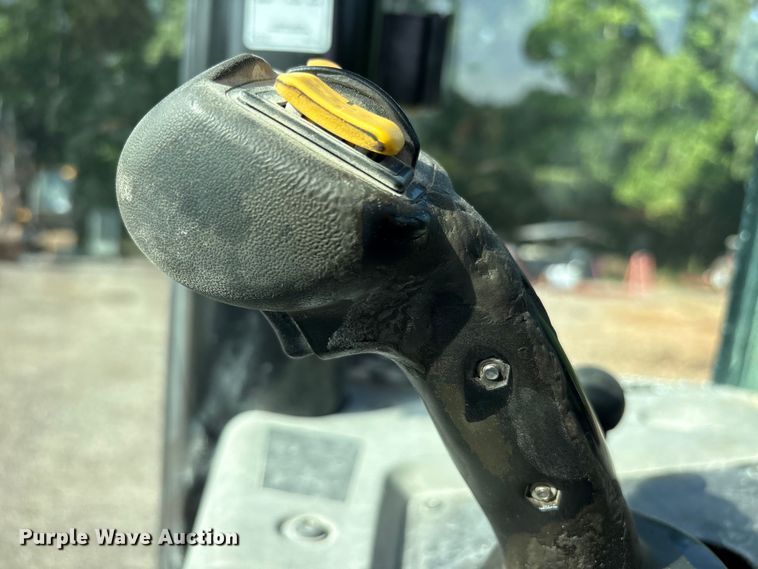 image for item ET0349 2022 Caterpillar  950GC wheel loader