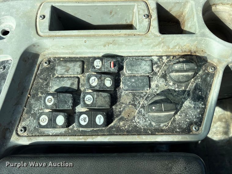 image for item ET0349 2022 Caterpillar  950GC wheel loader