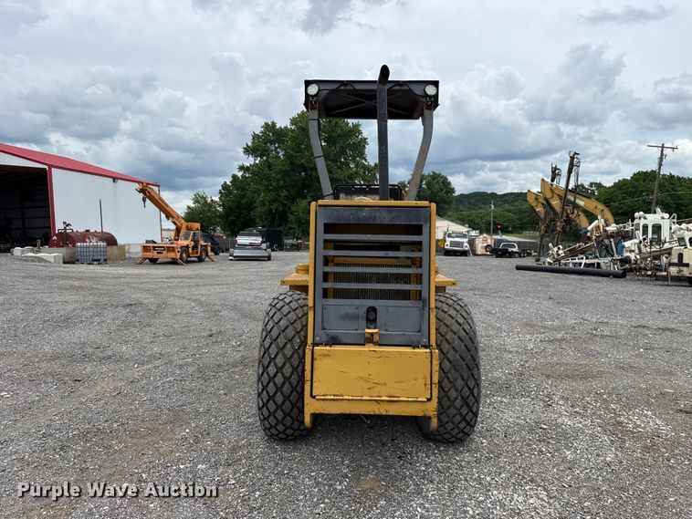 image for item ET6255 1994 Caterpillar CS-433B single drum vibratory roller