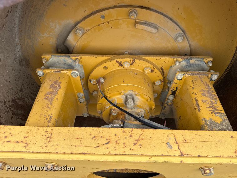 image for item ET6255 1994 Caterpillar CS-433B single drum vibratory roller