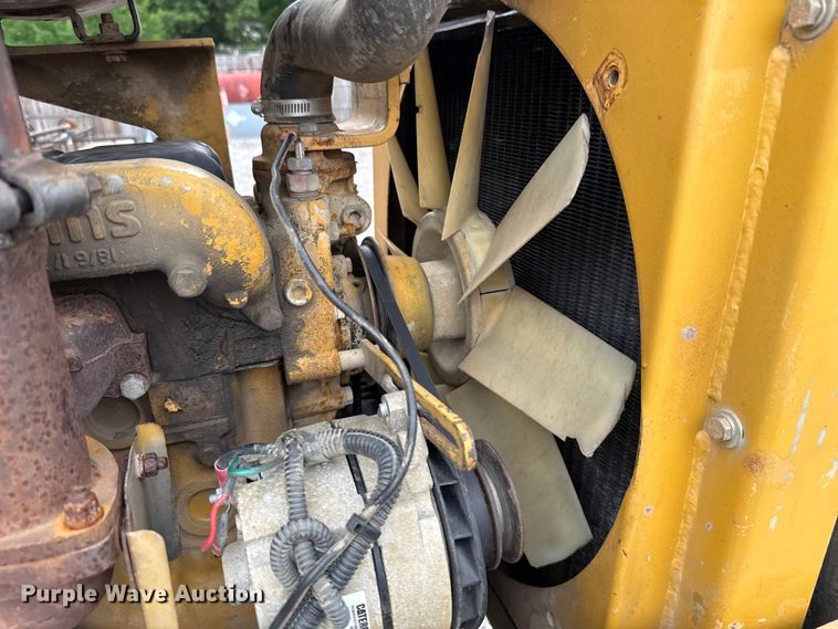 image for item ET6255 1994 Caterpillar CS-433B single drum vibratory roller