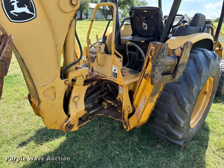 image for item ET6457 2004 John Deere 110 backhoe