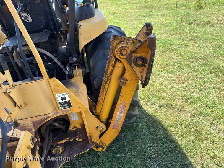 image for item ET6457 2004 John Deere 110 backhoe