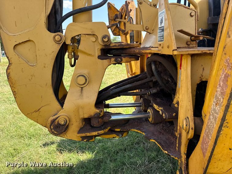 image for item ET6457 2004 John Deere 110 backhoe