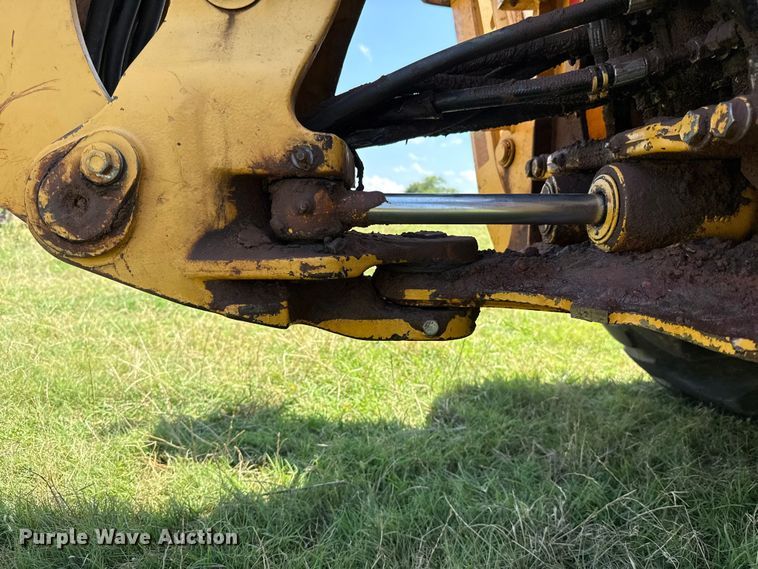 image for item ET6457 2004 John Deere 110 backhoe