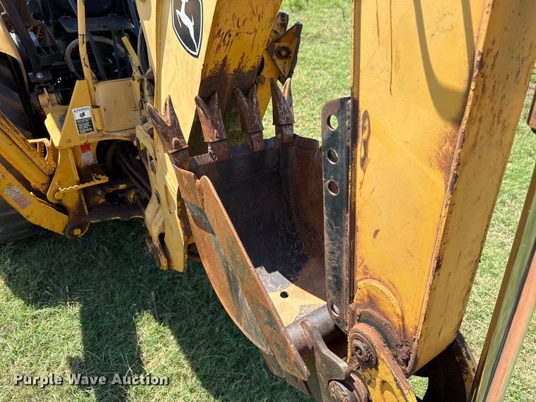 image for item ET6457 2004 John Deere 110 backhoe