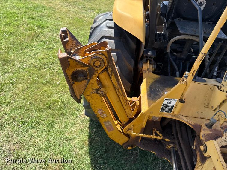 image for item ET6457 2004 John Deere 110 backhoe