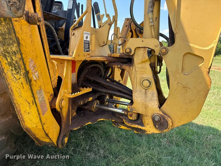 image for item ET6457 2004 John Deere 110 backhoe