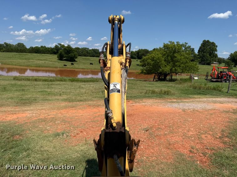 image for item ET6457 2004 John Deere 110 backhoe