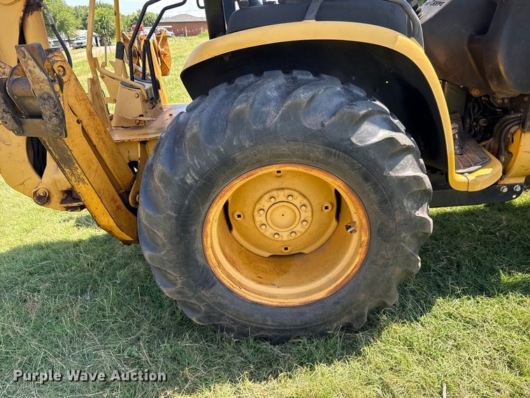 image for item ET6457 2004 John Deere 110 backhoe