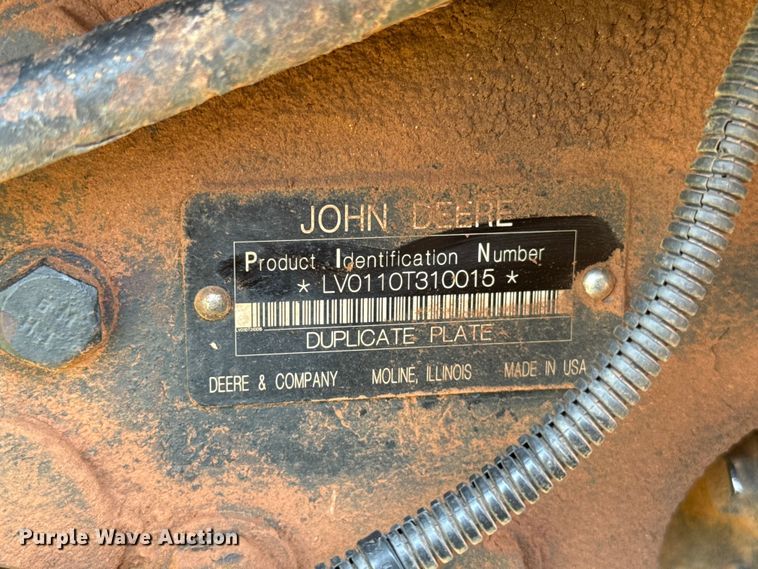image for item ET6457 2004 John Deere 110 backhoe