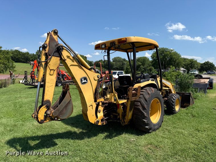 image for item ET6458 2006 John Deere 110 backhoe