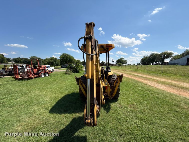 image for item ET6458 2006 John Deere 110 backhoe