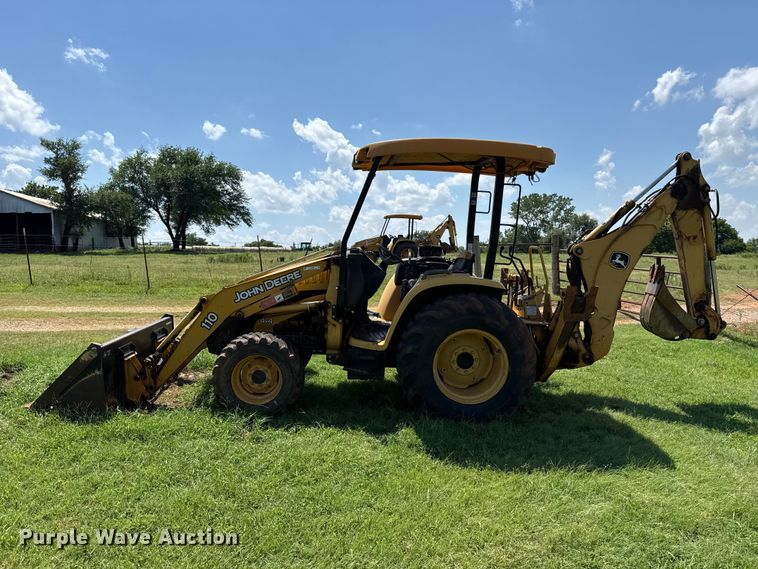 image for item ET6458 2006 John Deere 110 backhoe