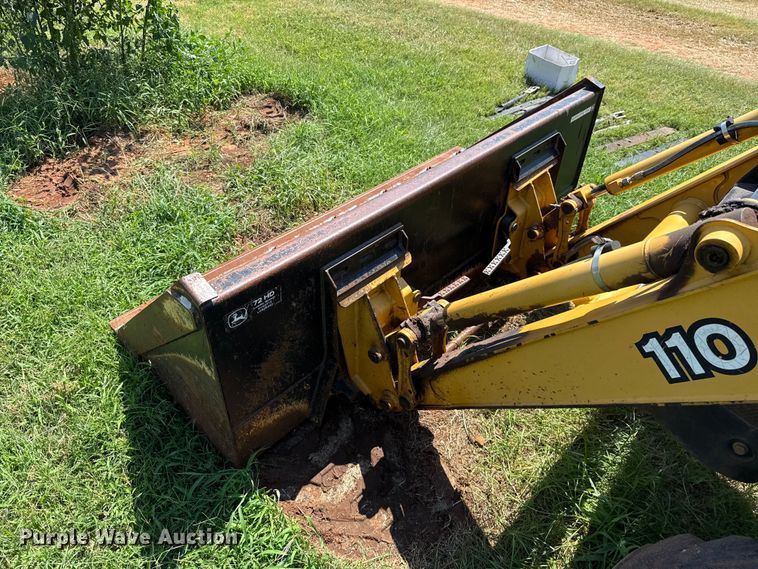 image for item ET6458 2006 John Deere 110 backhoe