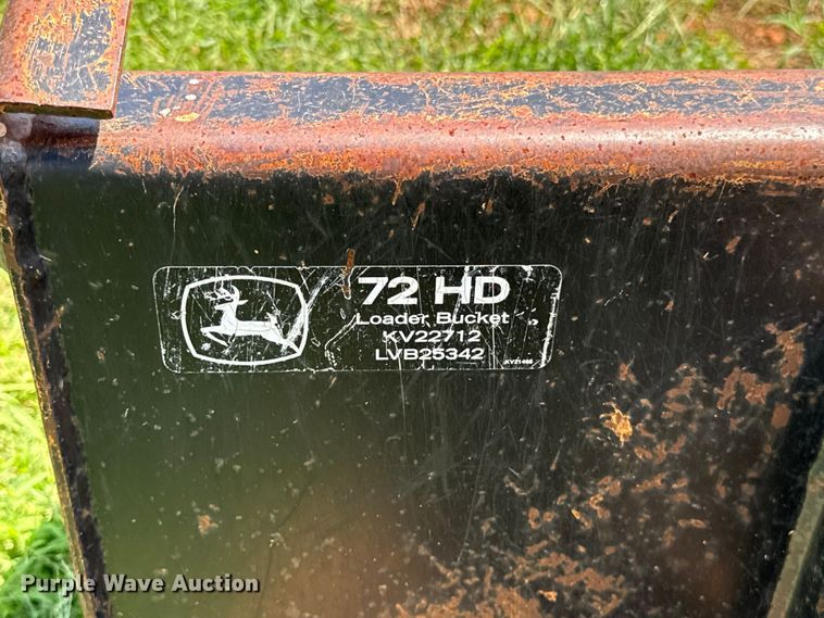 image for item ET6458 2006 John Deere 110 backhoe