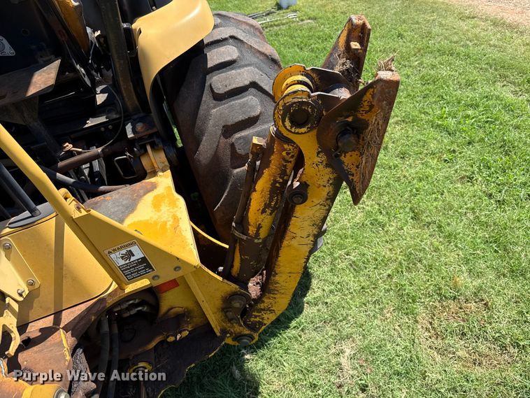 image for item ET6458 2006 John Deere 110 backhoe