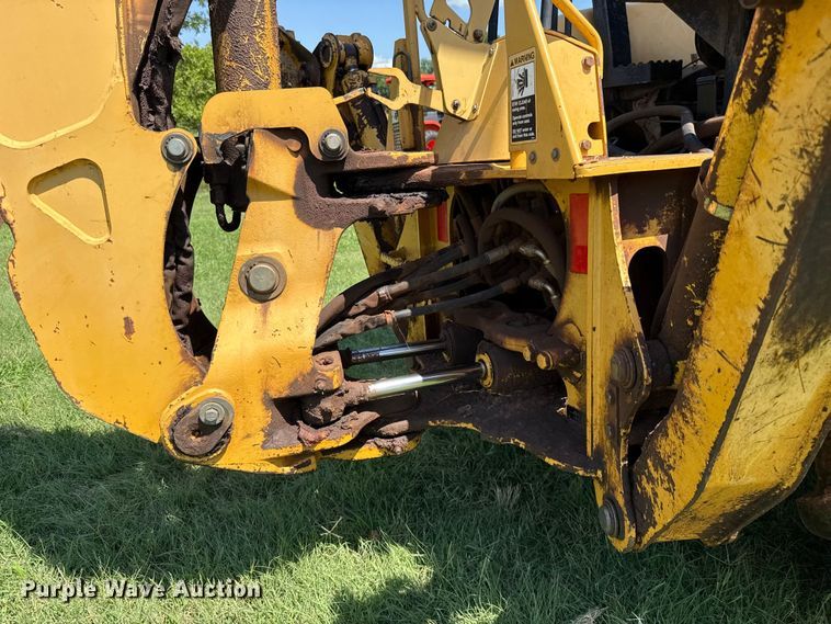 image for item ET6458 2006 John Deere 110 backhoe