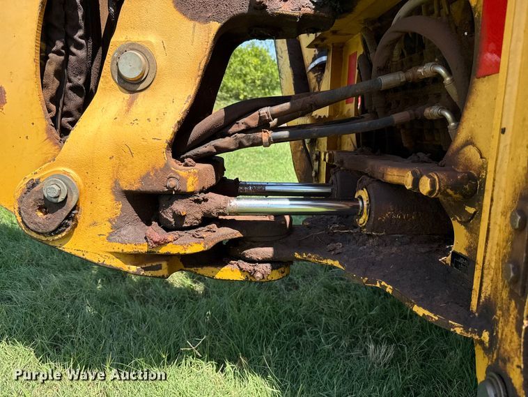 image for item ET6458 2006 John Deere 110 backhoe