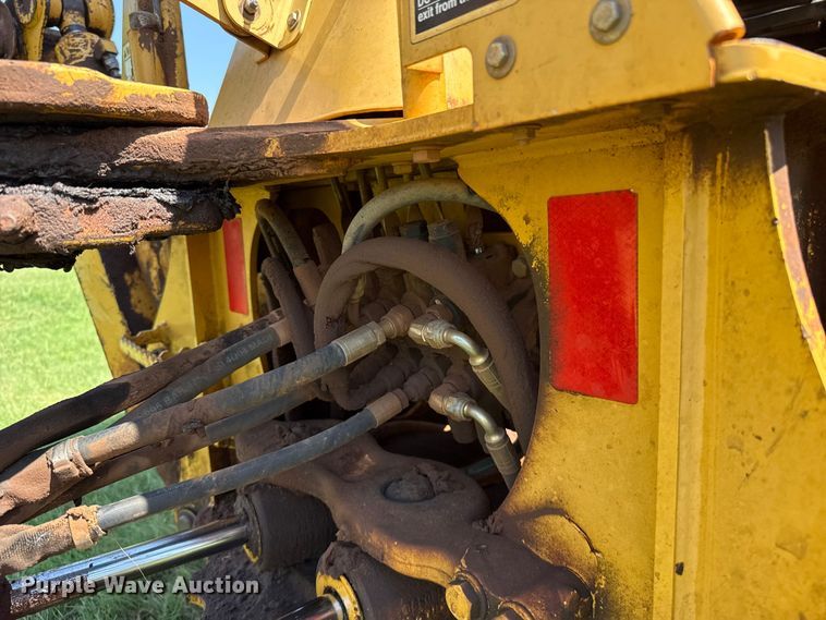 image for item ET6458 2006 John Deere 110 backhoe
