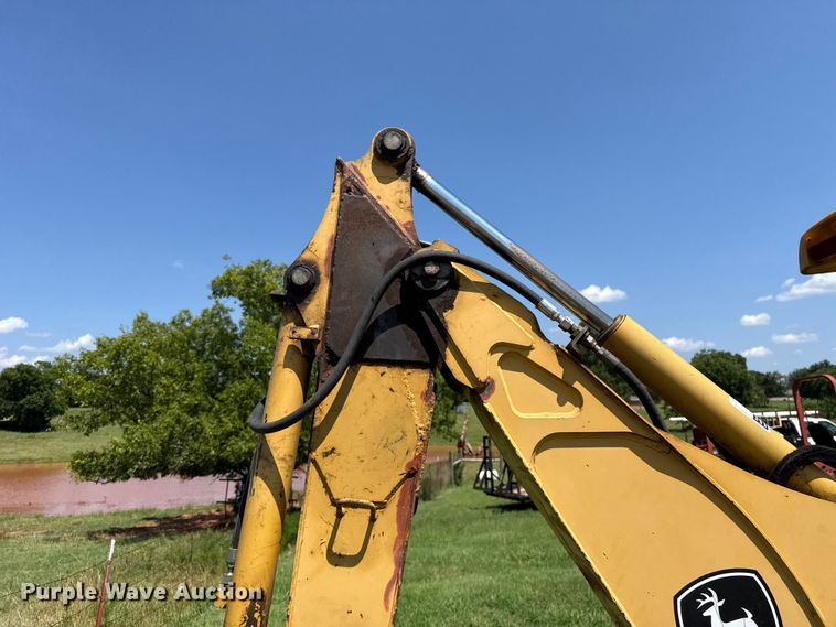 image for item ET6458 2006 John Deere 110 backhoe