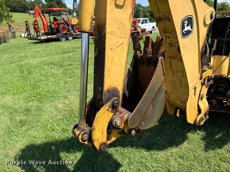 image for item ET6458 2006 John Deere 110 backhoe