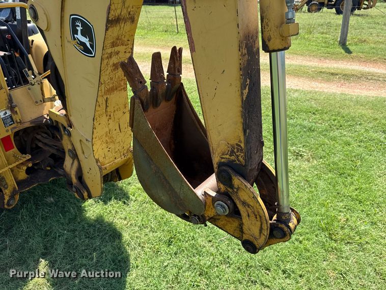 image for item ET6458 2006 John Deere 110 backhoe
