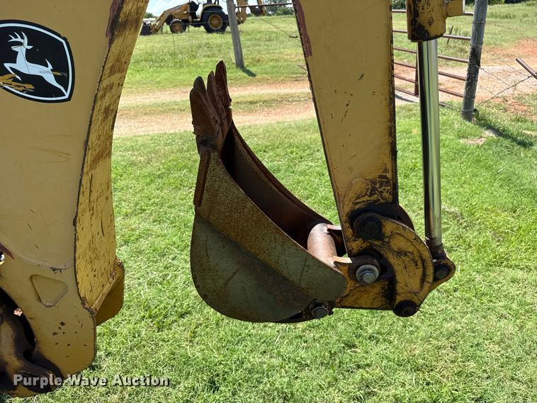 image for item ET6458 2006 John Deere 110 backhoe