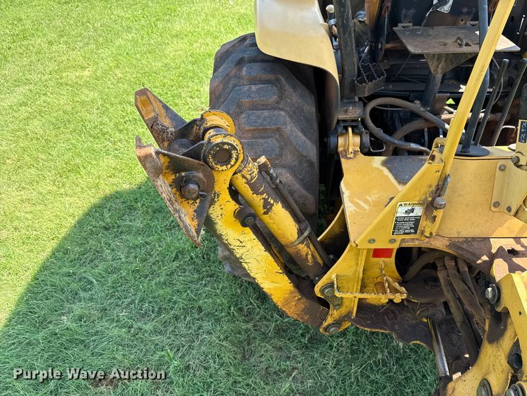 image for item ET6458 2006 John Deere 110 backhoe