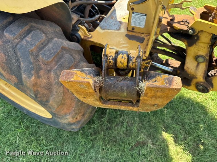 image for item ET6458 2006 John Deere 110 backhoe