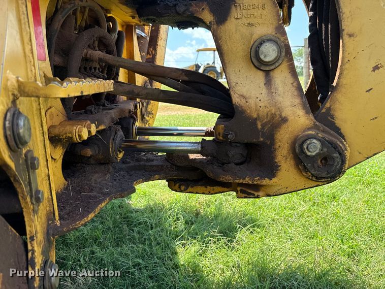 image for item ET6458 2006 John Deere 110 backhoe