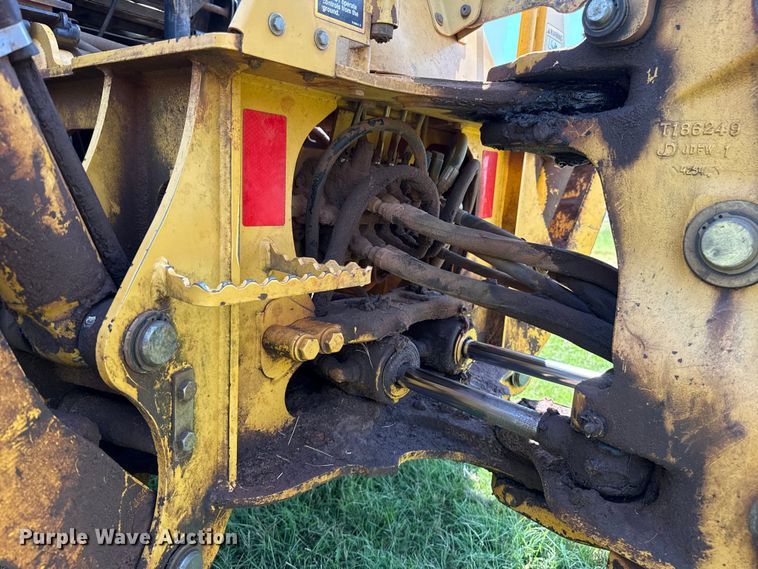 image for item ET6458 2006 John Deere 110 backhoe