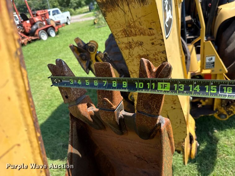 image for item ET6458 2006 John Deere 110 backhoe