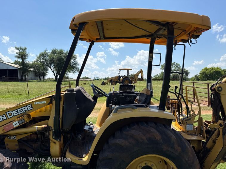 image for item ET6458 2006 John Deere 110 backhoe