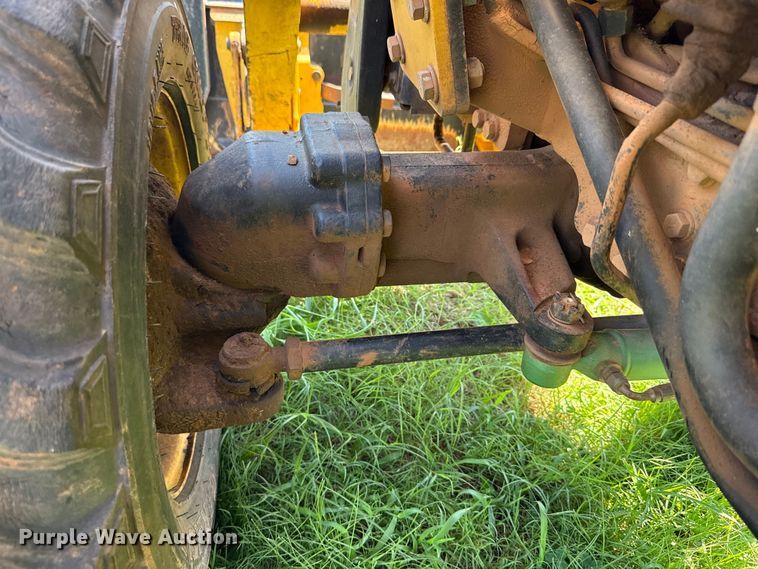 image for item ET6458 2006 John Deere 110 backhoe