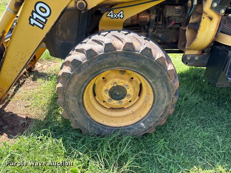 image for item ET6458 2006 John Deere 110 backhoe