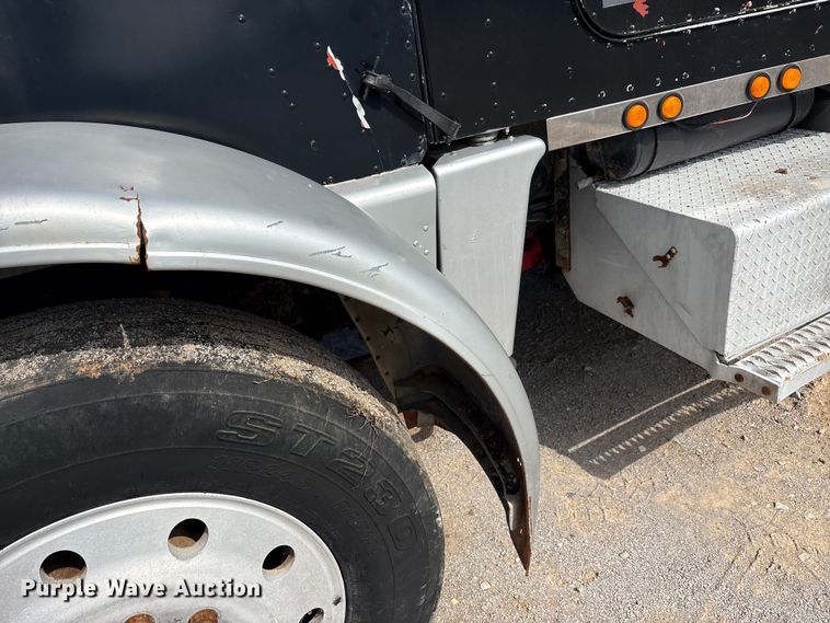 image for item EU5707 1983 Peterbilt 359 dump truck