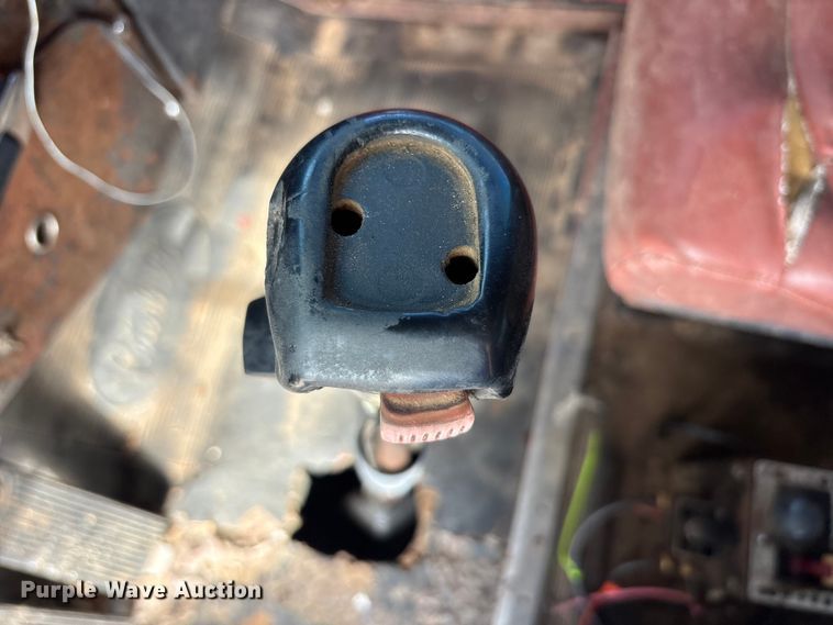 image for item EU5707 1983 Peterbilt 359 dump truck